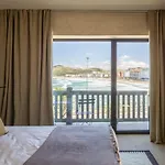 Hotel Ur Bare 4*
