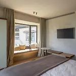 Hotel Ur Bare 4*