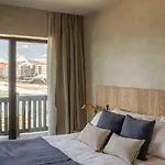 Ur Bare Hotel