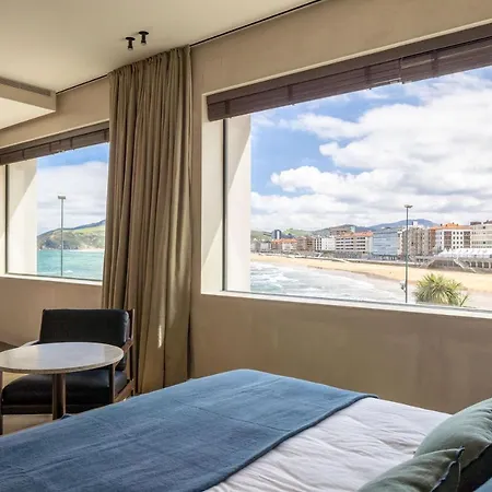 Ur Bare Szálloda 4*