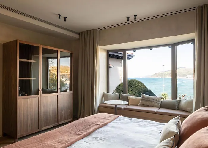 Ur Bare Hotel Zarautz