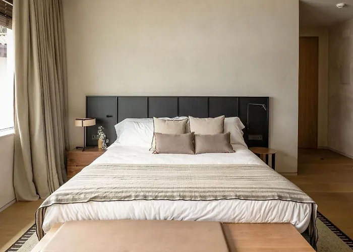 Ur Bare 4* 자라우츠