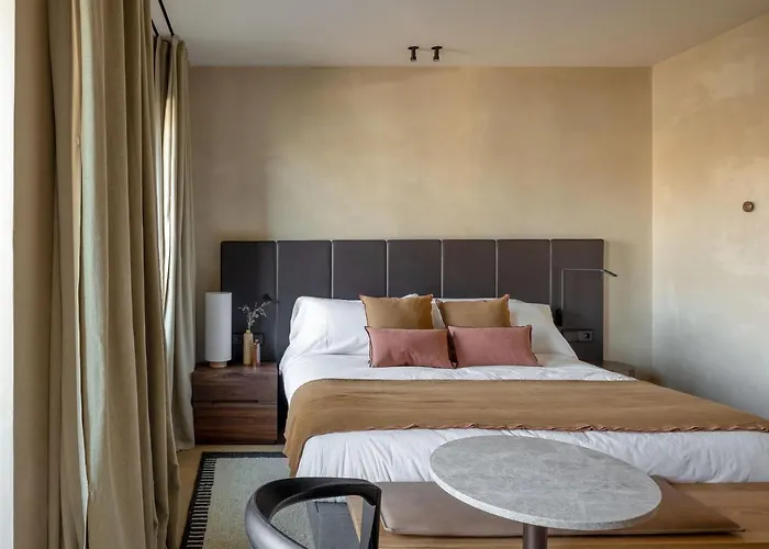 Ur Bare 4* 자라우츠