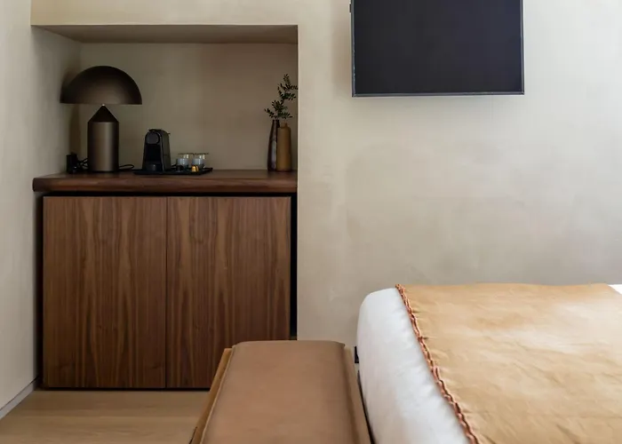 Ur Bare 자라우츠